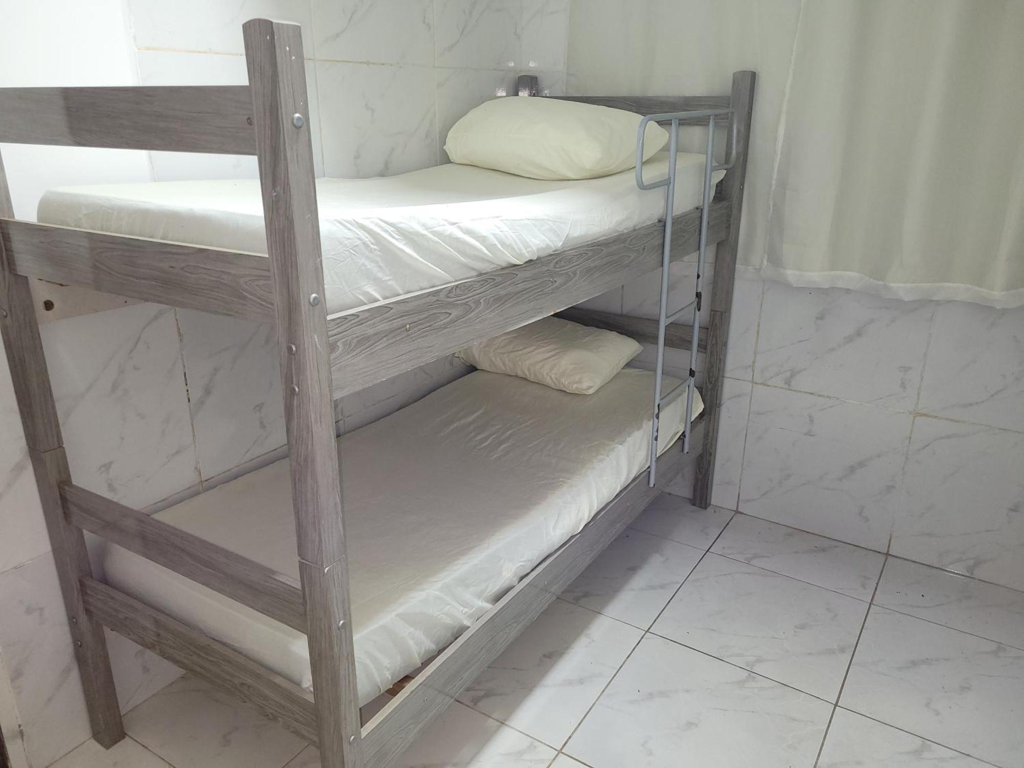 Da 18 Hostal Brasilia